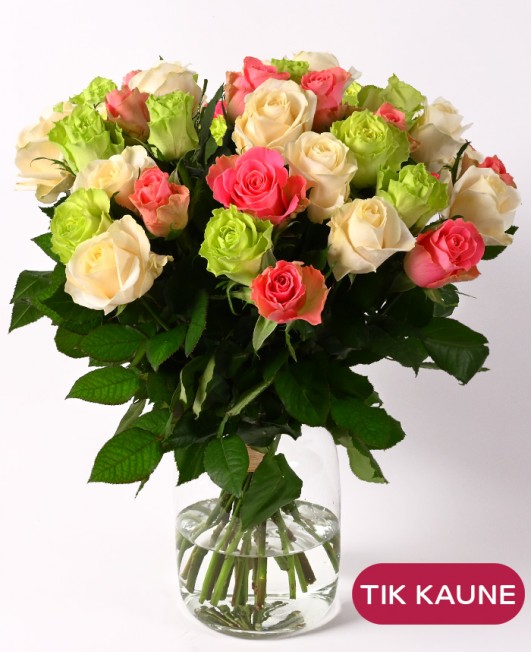 Šviesių rožių puokštė